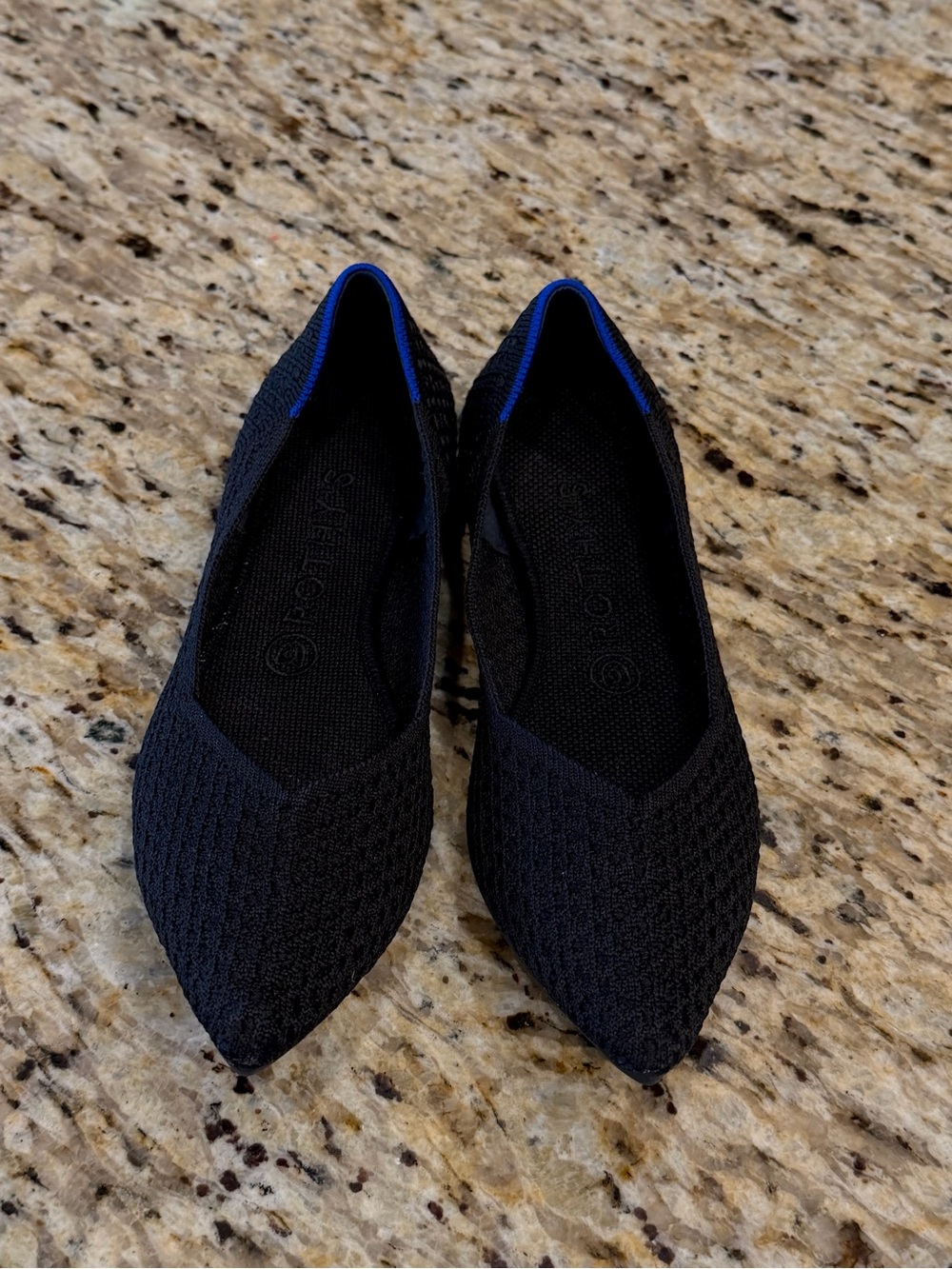 Rothy’s “THE POINT” Black Honeycomb Knit Pointed Toe Size 8, GUC